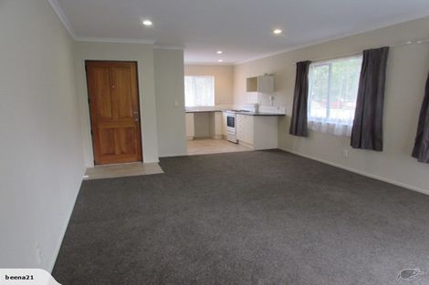 Photo of property in 2 Wheaton Place, Glen Eden, Auckland, 0602