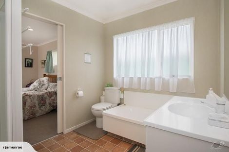 Photo of property in 11 Donegal Place, Katikati, 3129