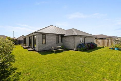 Photo of property in 25 Chris Drive, Rolleston, 7614