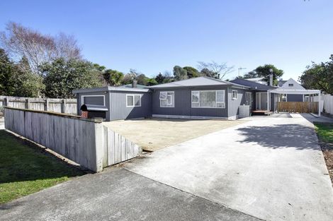 Photo of property in 221 Matai Road, Raumati Beach, Paraparaumu, 5032