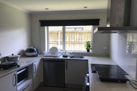 Photo of property in 10 Hill Road, Papatoetoe, Auckland, 2025