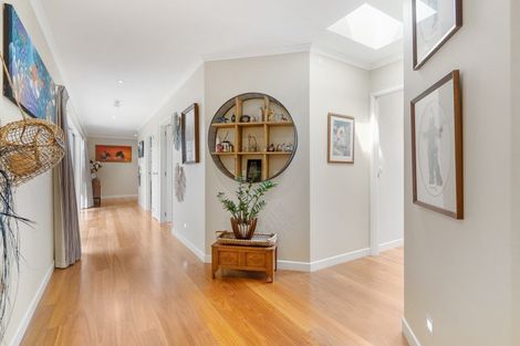 Photo of property in 21 Riverside Place, Katikati, 3129