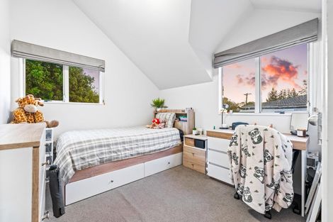 Photo of property in 305 Royal Road, Massey, Auckland, 0614