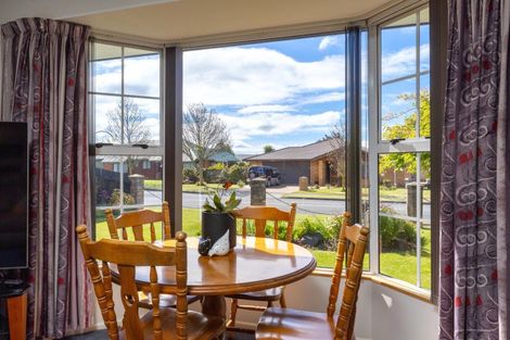 Photo of property in 27 Karina Crescent, Redwoodtown, Blenheim, 7201