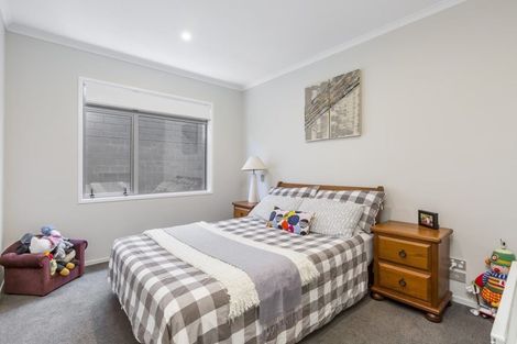 Photo of property in 8 Poaka Road, Hobsonville, Auckland, 0618