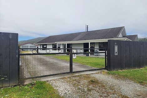 Photo of property in 9 Matai Street, Dobson, Greymouth, 7805