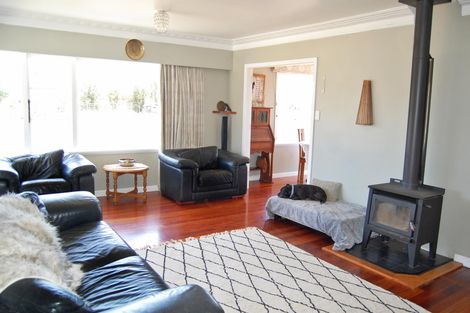 Photo of property in 31 Ranganui Road, Kaiwaka, 0573