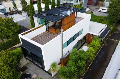 Photo of property in 1 Millbank Lane, Merivale, Christchurch, 8014