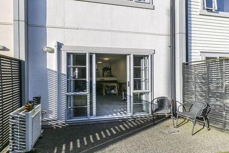 Photo of property in Monterey Apartments, 3/232 Middleton Road, Glenside, Wellington, 6037