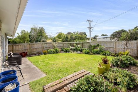 Photo of property in 81 Tasman Road, Otaki Beach, Otaki, 5512