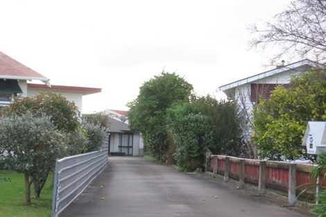 Photo of property in 8a Marama Crescent, Palmerston North, 4414