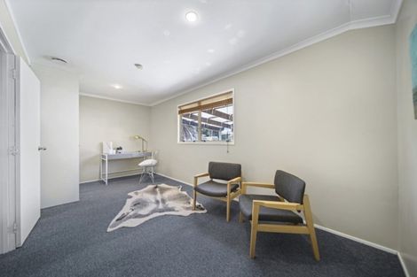 Photo of property in 42a Lisa Rise, Half Moon Bay, Auckland, 2012