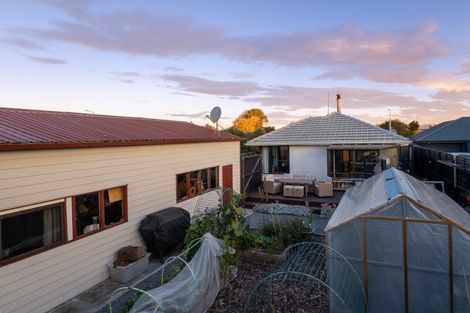 Photo of property in 132 Pacific Road, North New Brighton, Christchurch, 8083