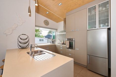 Photo of property in 156 Sands Crescent, Matarangi, Whitianga, 3592