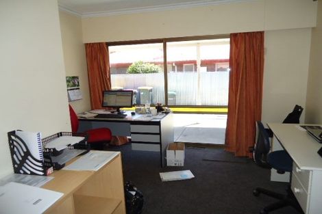 Photo of property in 40 Division Street, Riccarton, Christchurch, 8041