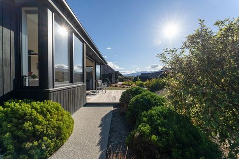 Photo of property in 3 Parera Lane, Jacks Point, Queenstown, 9371