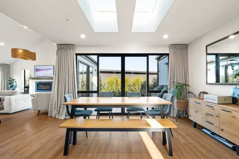 Photo of property in 5 Goddard Way, Sawyers Bay, Port Chalmers, 9023