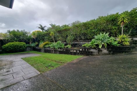 Photo of property in 15 Meteor Place, Schnapper Rock, Auckland, 0632