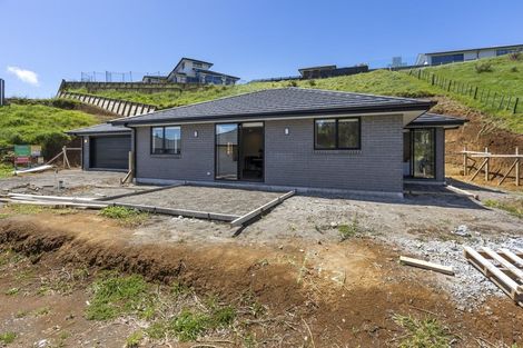 Photo of property in 64 Fernbrook Drive, Hurworth, New Plymouth, 4310