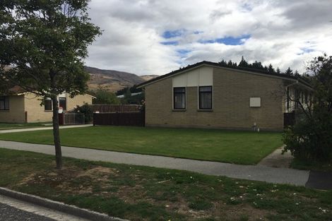Photo of property in 112 Waenga Drive, Cromwell, 9310