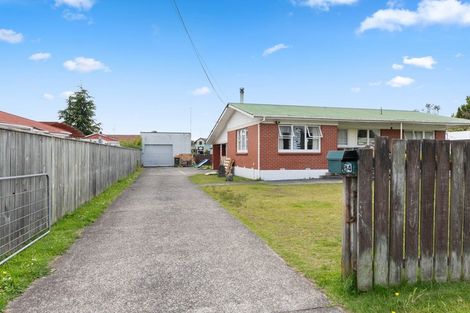Photo of property in 4 Tarewa Place, Rotorua, 3010