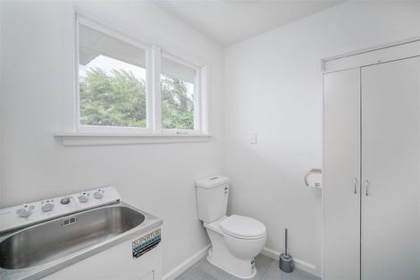 Photo of property in 53 Greendale Avenue, Avonhead, Christchurch, 8042