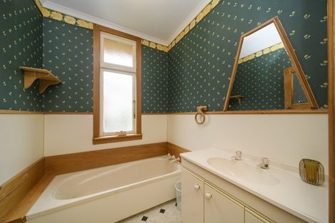 Photo of property in 22 South Street, West End, Palmerston North, 4410