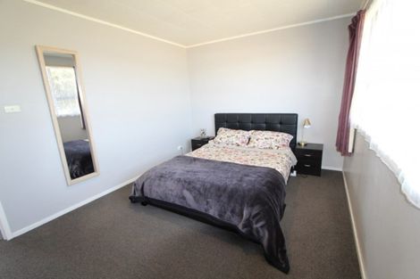 Photo of property in 1 Waitara Place, Tokoroa, 3420