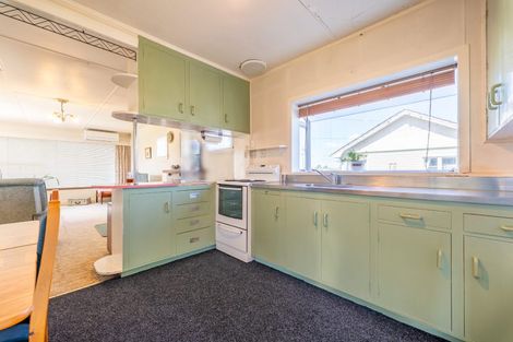 Photo of property in 45 Wilkin Street, Waimate, 7924