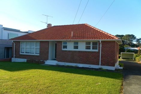 Photo of property in 39 Regina Street, Westmere, Auckland, 1022