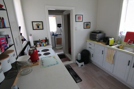 Photo of property in 14 Massey Avenue, Greenlane, Auckland, 1061