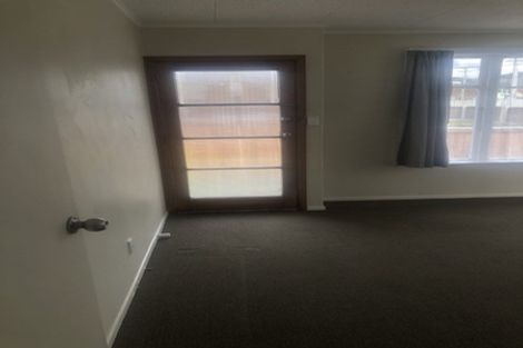 Photo of property in 1/6 Oxford Crescent, Ebdentown, Upper Hutt, 5018