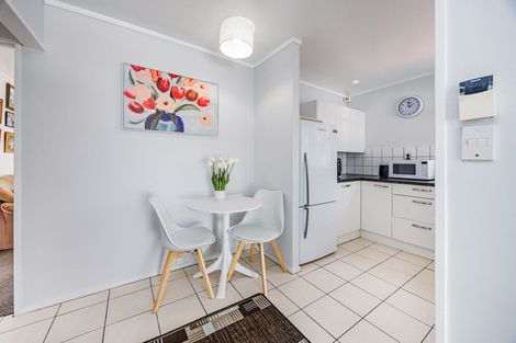 Photo of property in 52a Cosgrave Road, Papakura, 2110