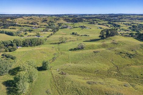 Photo of property in 211 Stoney Creek Road, Kaukapakapa, 0873