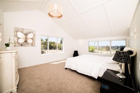 Photo of property in 187 Okura River Road, Okura, Albany, 0792