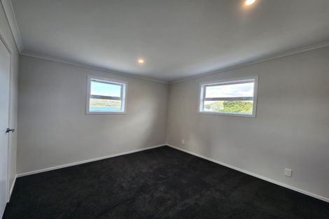 Photo of property in 40a Waiuta Street, Titahi Bay, Porirua, 5022
