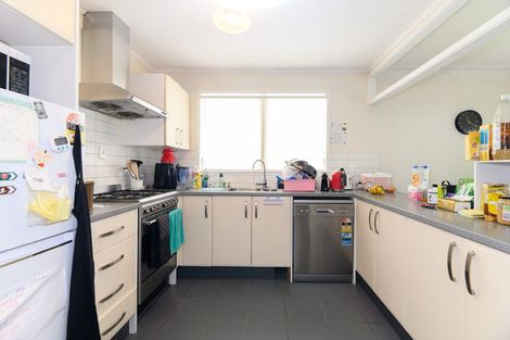 Photo of property in 2/174 Campbell Road, Greenlane, Auckland, 1061