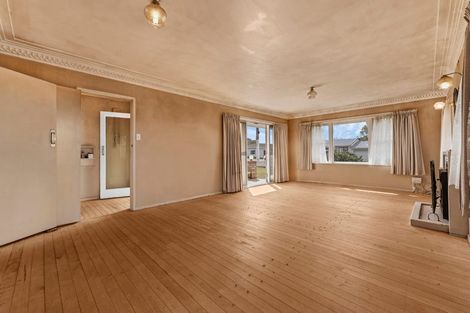 Photo of property in 1/10 Grove Road, Papakura, 2110