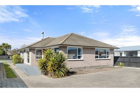 Photo of property in 18 Horton Place, Avondale, Christchurch, 8061