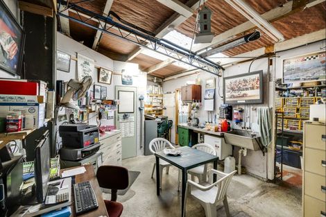 Photo of property in 204 Miller Street, Hastings, 4122