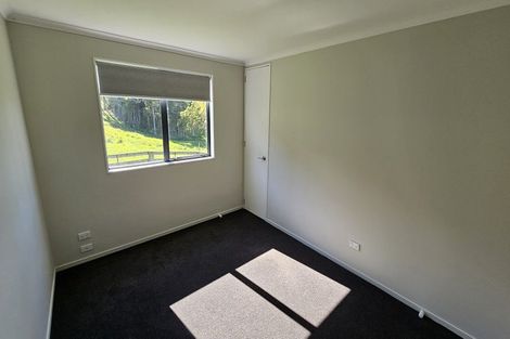 Photo of property in 10 Leigh Road, Leigh, 0985