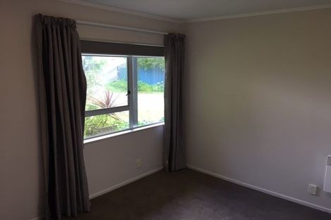 Photo of property in 2/49 Maungaraki Road, Korokoro, Lower Hutt, 5012