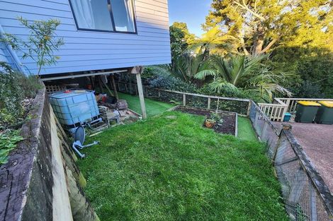 Photo of property in 2/23 Coronation Road, Hillcrest, Auckland, 0627