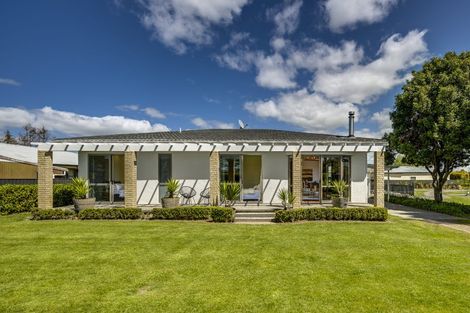 Photo of property in 3 Saint Andrews Road, Havelock North, 4130