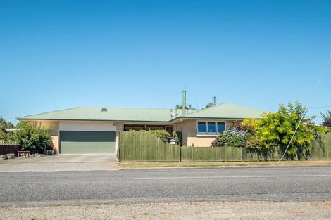 Photo of property in 10 Lowry Street, Waiau, 7332