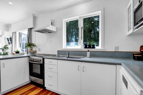 Photo of property in 76b South Road, Blagdon, New Plymouth, 4310