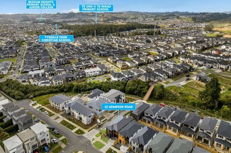 Photo of property in 32 Adamson Road, Flat Bush, Auckland, 2019