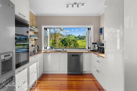 Photo of property in 17a Ash Street, Maungaturoto, 0520