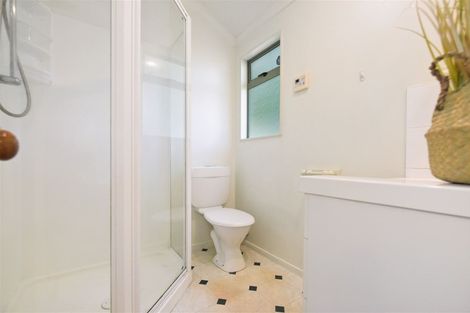 Photo of property in 12 Hastings Place, Hamilton Lake, Hamilton, 3204