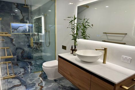 Photo of property in 74 Scarlys Way, Okitu, Gisborne, 4010